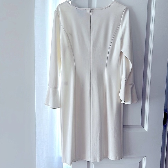 White Mini Dress with bell sleeves - like new! size 4 - Picture 9 of 9